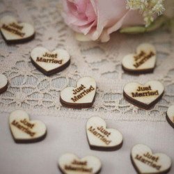 Confettis cœur just married en bois (x25)