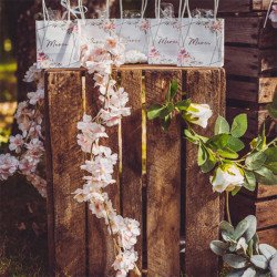 Guirlande de fleurs de cerisier rose