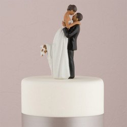 Figurine couple romance peau mate