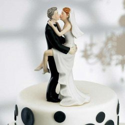 Figurine Couple s'embrassant