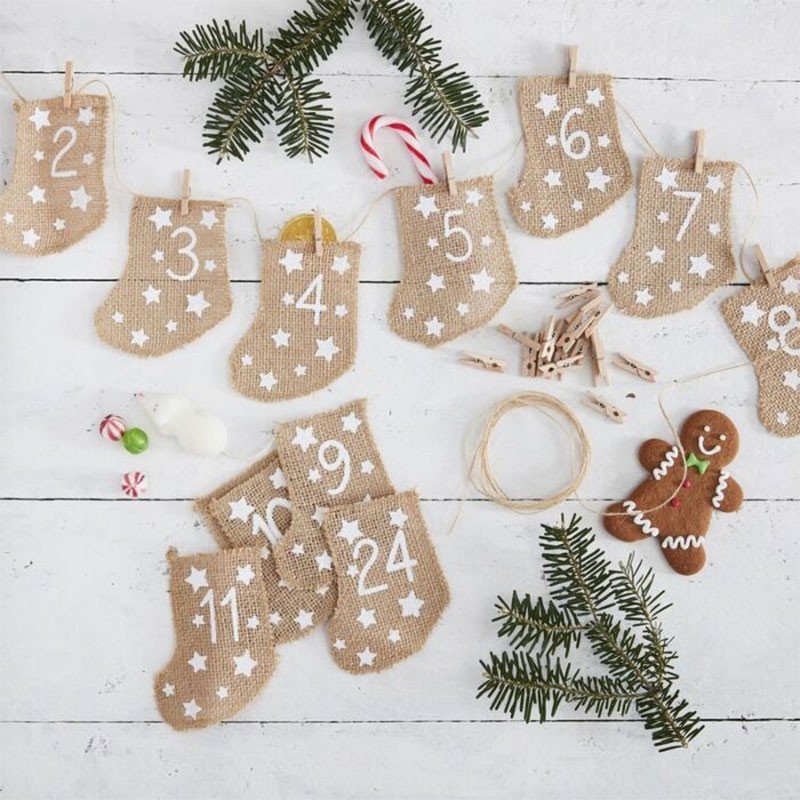 Calendrier de l'Avent chaussettes en jute