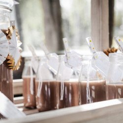 petite bouteille de lait en verre