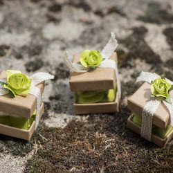 Boîte cadeaux invités en forme de cube kraft (x6) 