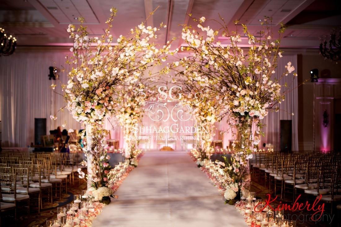 idées décors ceremonie mariage asiatique decors avec fleurs de cerisier