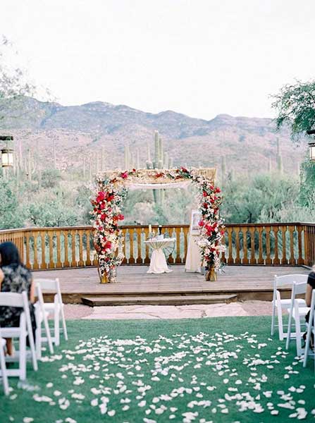 mariage-original-désert-cérémonie-élégant