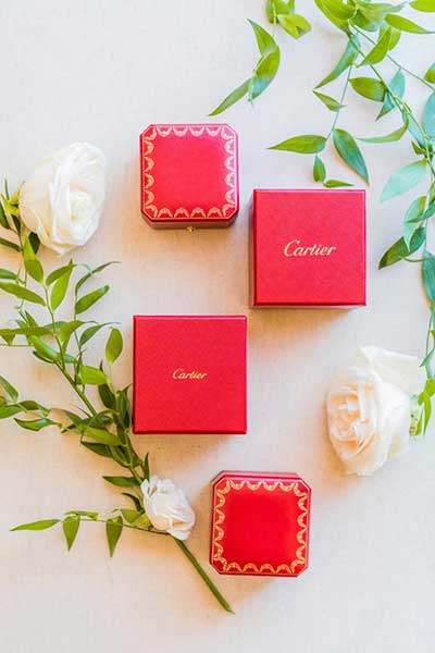 mariage-élégant-chic-alliances-cartier