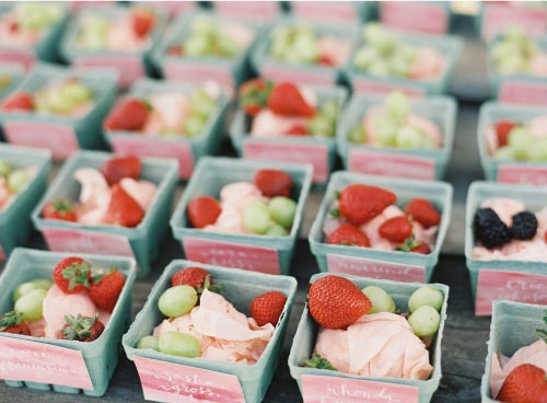 Cadeaux invités - pots de fruits